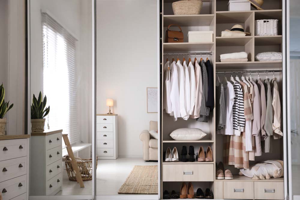 Custom Wardrobe With Mirror Doors